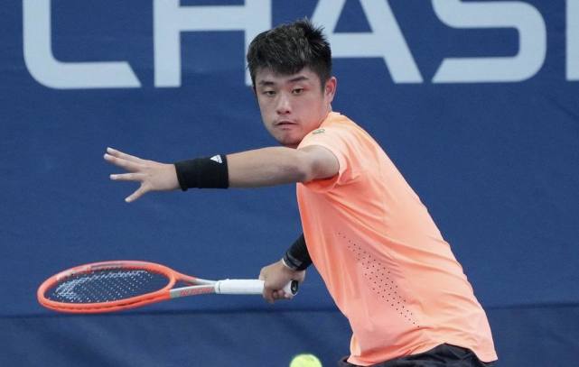 现出了强大 现出了强大